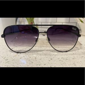 Quay x Desi Perkins Fade to Black Aviators